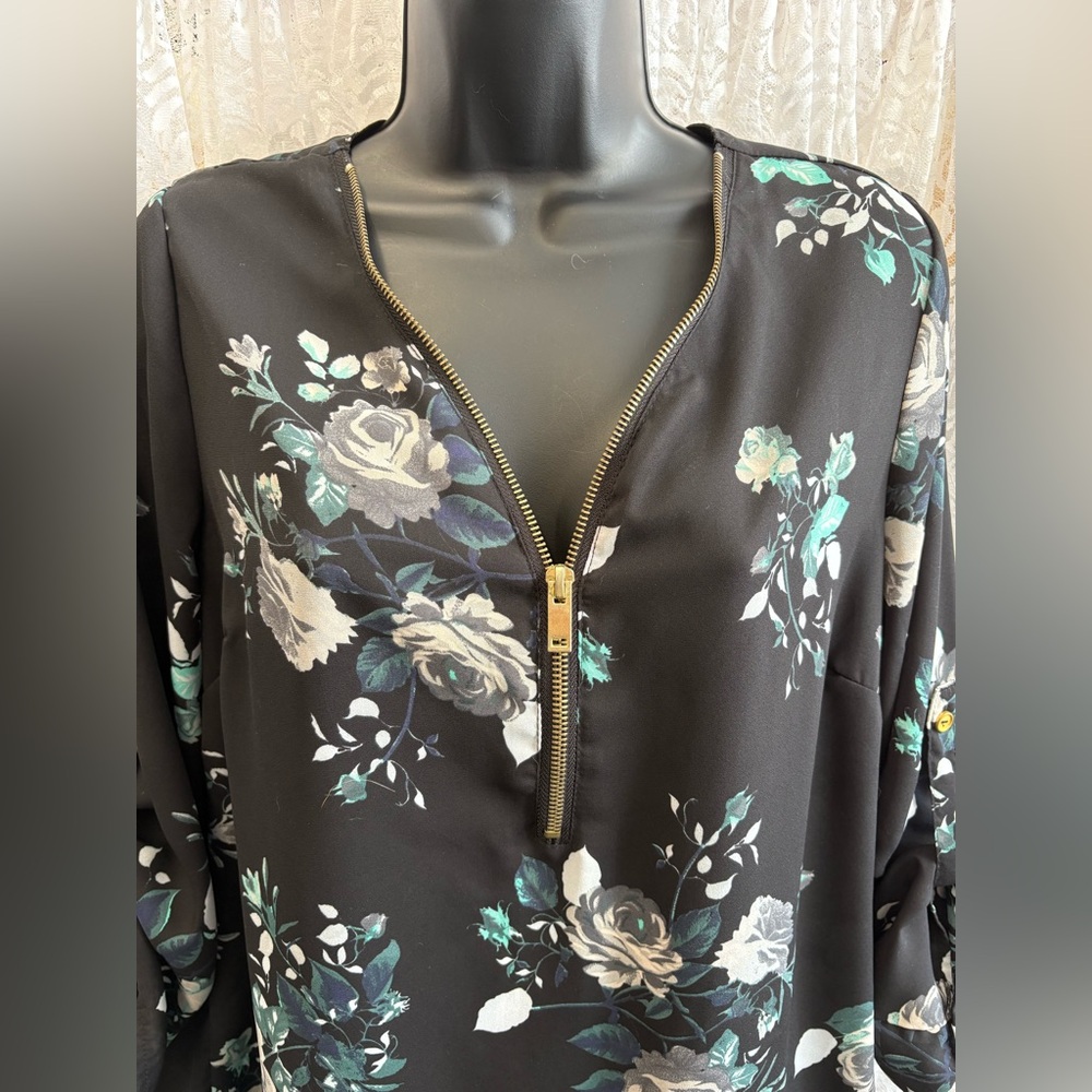 Black Floral Zip-Front Tunic with Teal Accents - Picture 3 of 4